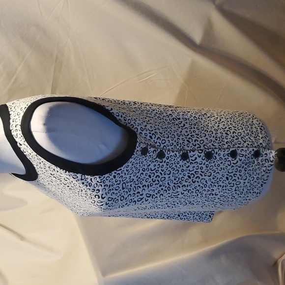 Ann Taylor Animal Print Halter Blouse SZ MD - Picture 3 of 7